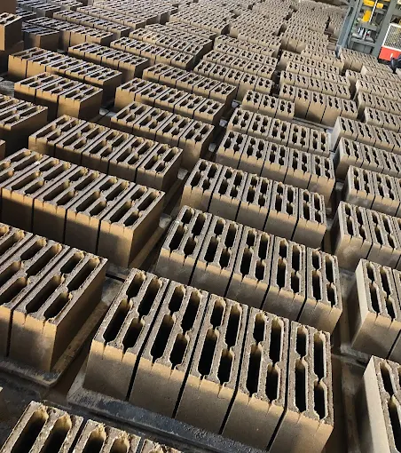 Cement block - main image