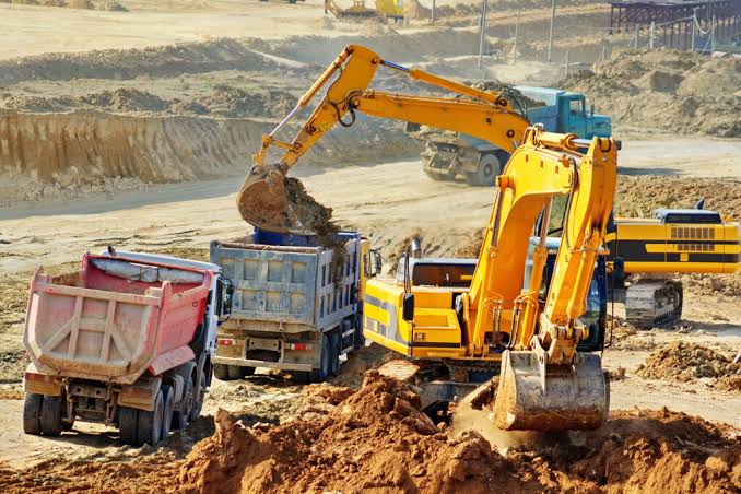 Excavators rental - main image